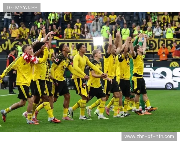 德甲多特短传传导，前锋完成致命一击